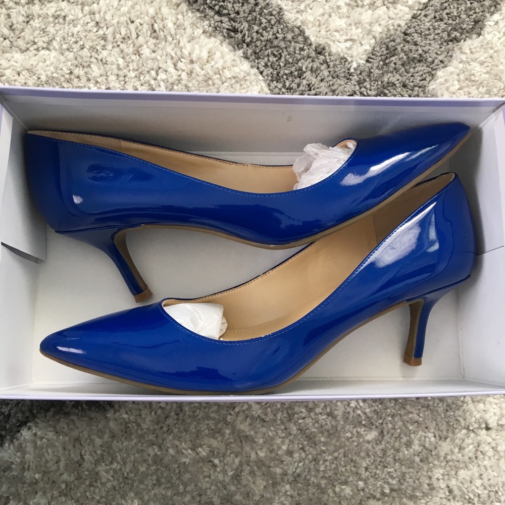 Marc Fisher 2inch heels